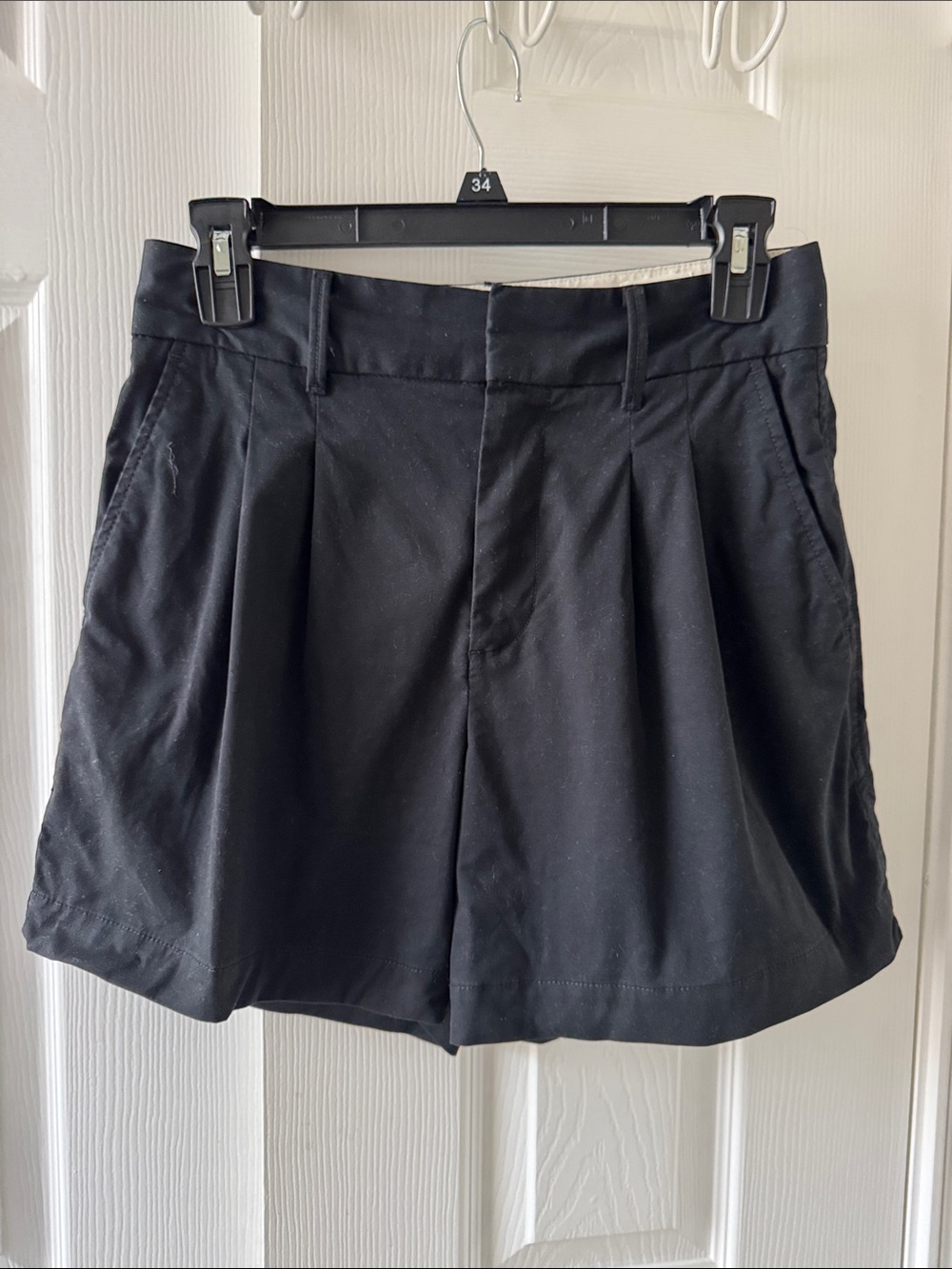 GAP Black Pleated Women's Bermuda Shorts